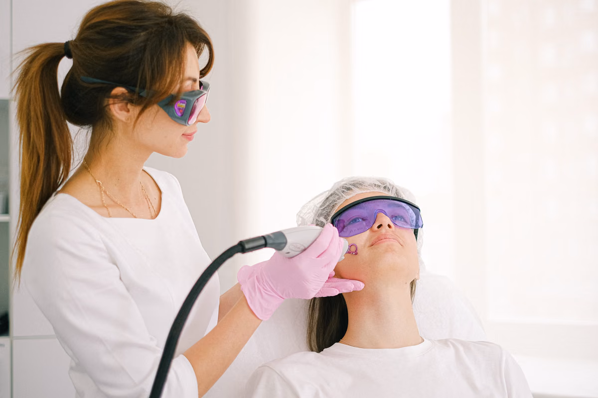Les mythes et vérités sur l'épilation laser : ce qu'il faut vraiment savoir