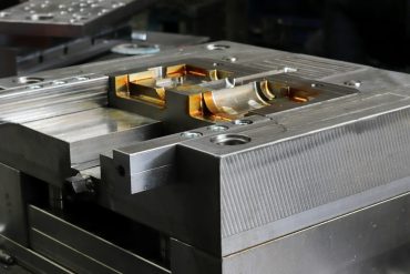 Utilisation de l’usinage CNC dans la fabrication de moules d’injection : principaux avantages