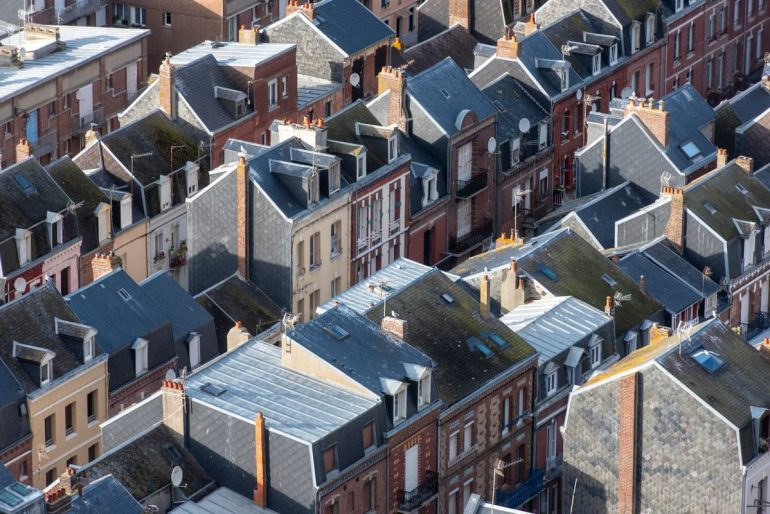 Comment l'ia et le marché immobilier transforment notre bien-être quotidien
