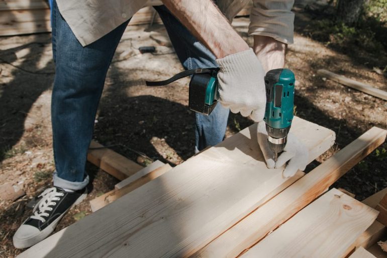 Top 2026 : Test de Makita DLX2020Y : Avis et prix 2026
